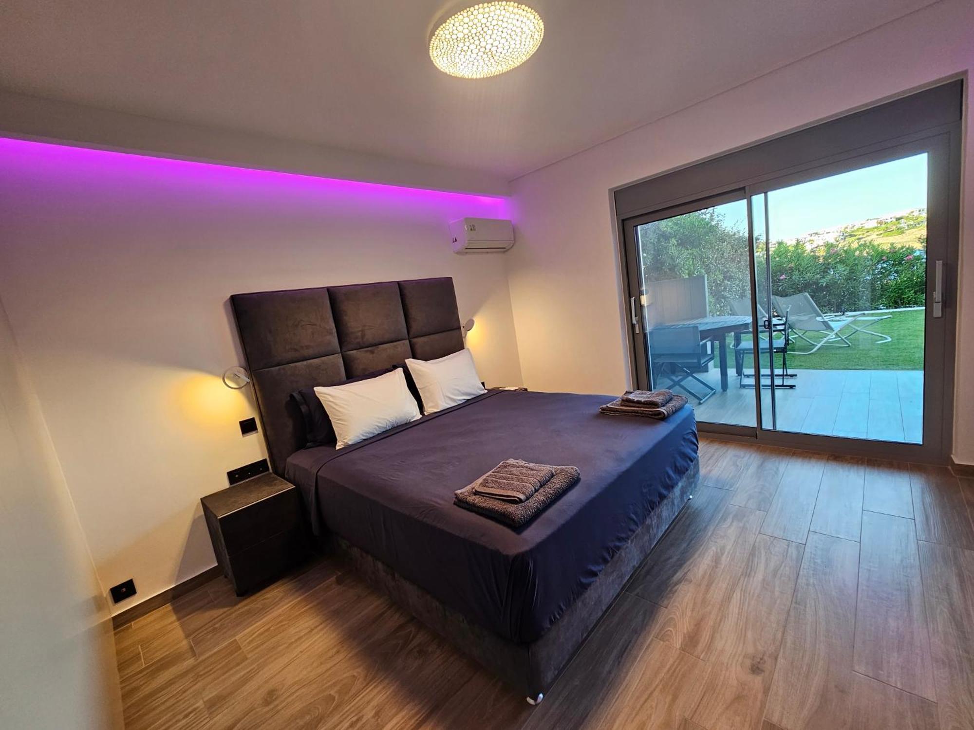 Sounio - Waterfront Luxury Spa Villa Pounta Zeza 170 Sqm On Private Beach Kaap Soenion Buitenkant foto